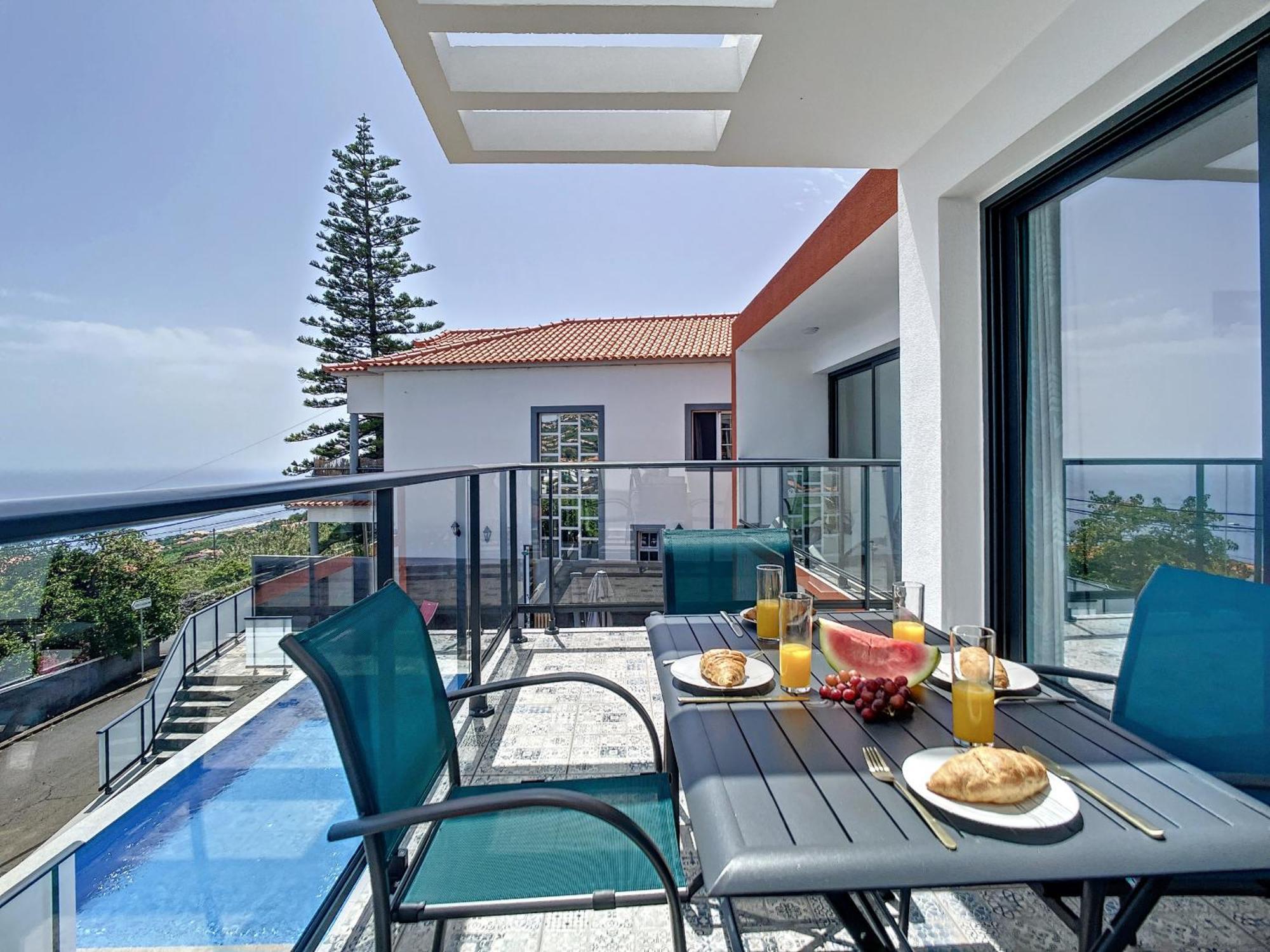 Casa Teixeira By Atlantic Holiday Estreito Da Calheta Exterior photo