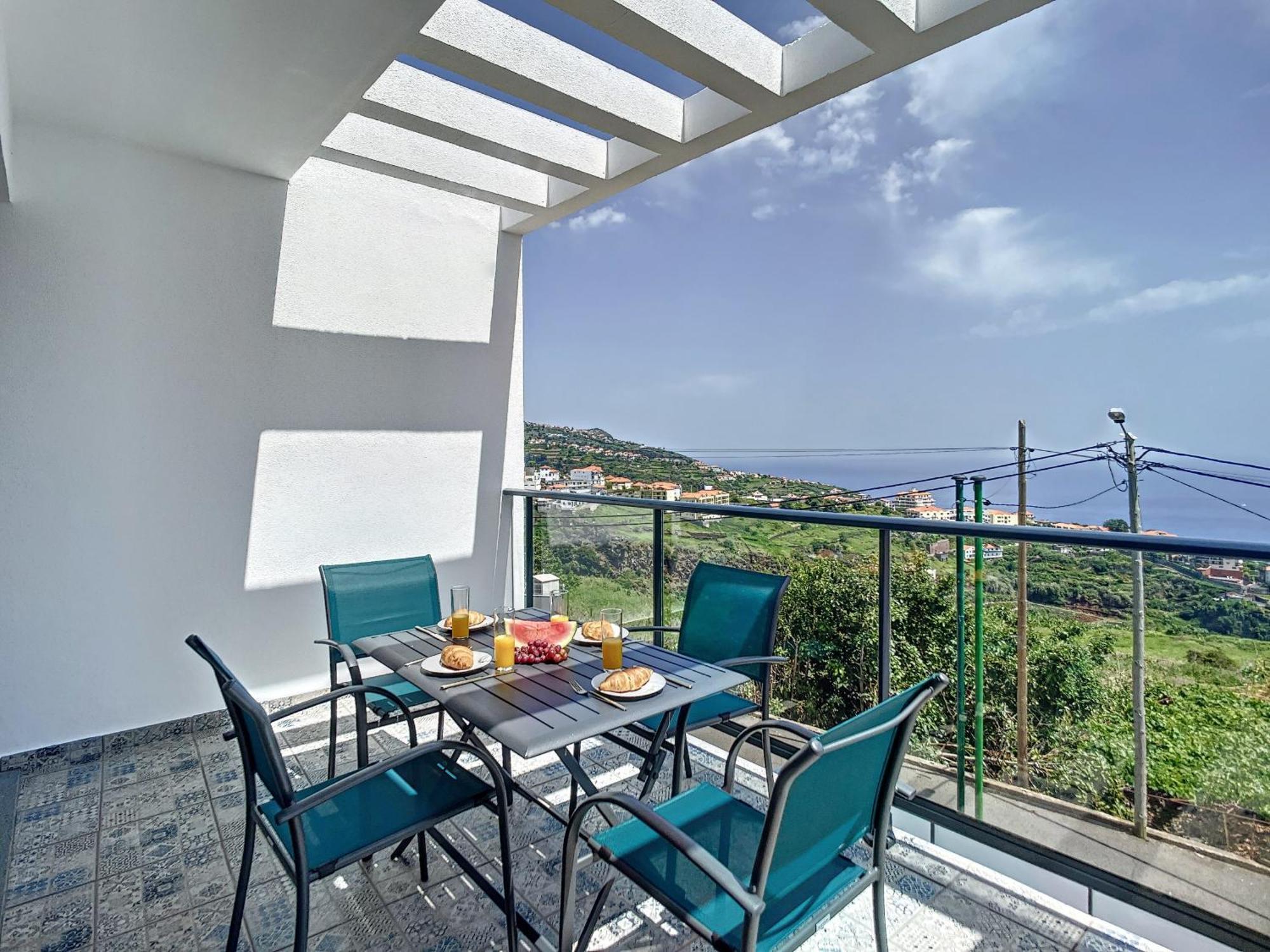 Casa Teixeira By Atlantic Holiday Estreito Da Calheta Exterior photo