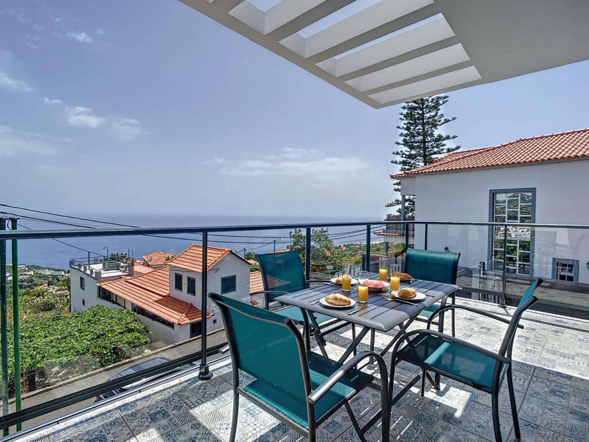 Casa Teixeira By Atlantic Holiday Estreito Da Calheta Exterior photo